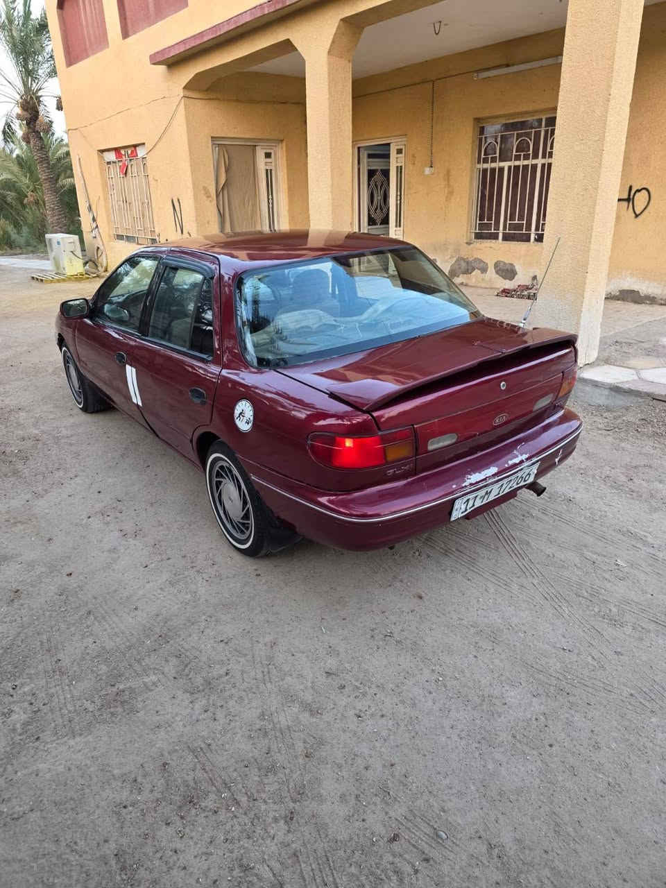 سلام عليكم كيه سيفيه مديل 93 رقم بغداد دولي بسمنه سنويه 31 مكفوله من لضربه مكينه وكير مكفولات بلاد وتماتيك تخم تاير جديد  تبريد شغال حداديه جديده كهربايات كلهه شغاله رقم *********** السعر 28 ورقه المكان ناصريه سوق الشيوخ
