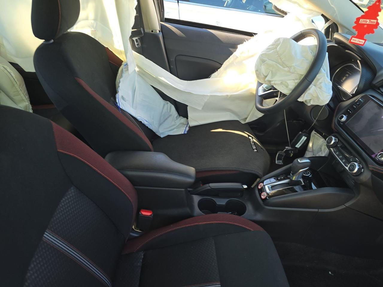 سلام عليكم
نيسان فيرسا موديل 25 حادثها كما واضح بالمنشور 

حاليا سياره بالحره بالمكان دخول على كتاب ذوي الشهداء 

سعرها واصل على كتاب شهداء ب95 واصل البغداد شامل تخليص وضريبه وكل المصاريف تنباع ع حادثها 

توصل بعد التفاق خلال 5 ايام 

ايضاً يوجود تعقيب وتخليص من الأردن منطقه الحره إلى بغداد منطقه اليوسفيه وبنسب السعار ايضاً يوجود عديد من سيارات داخل كروب واتساب https://chat.whatsapp.com/GixH6PjafciIKrzP2u63FA او اتصال ***********
