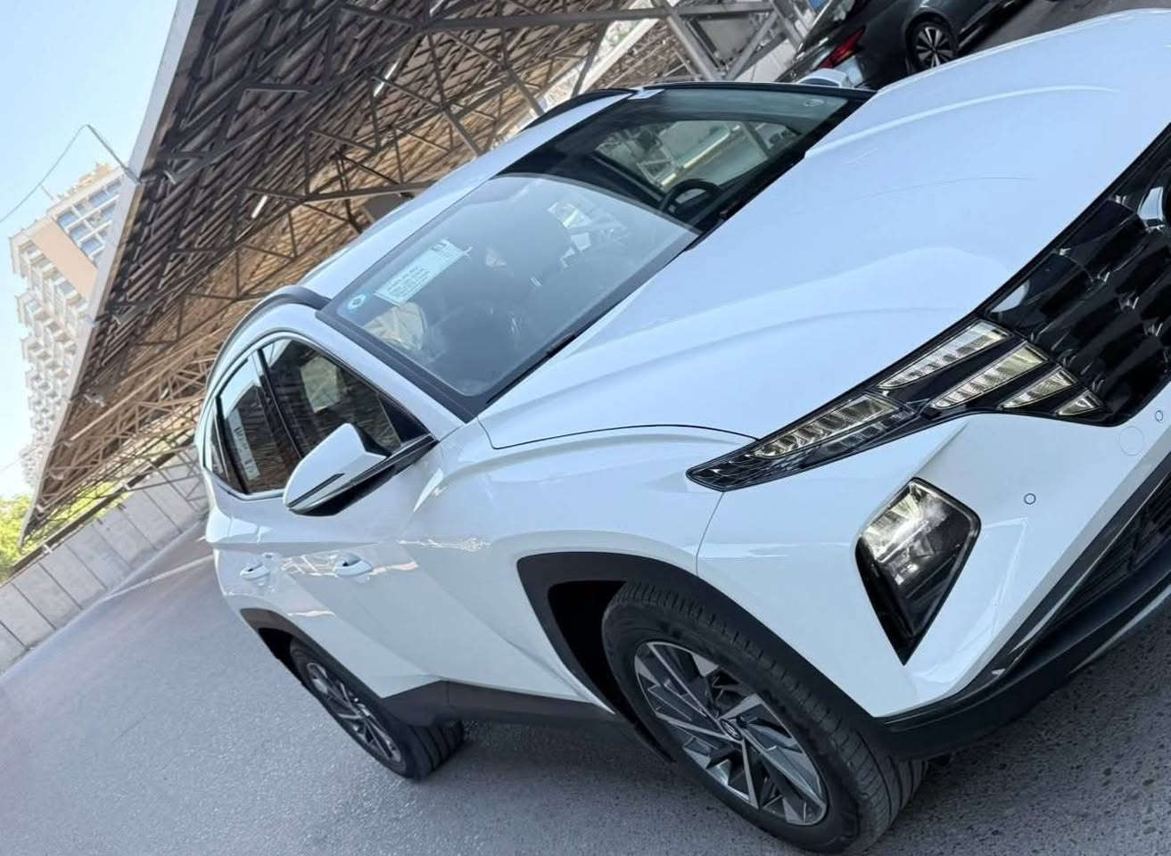 توكسان 2024 رقم بغداد سيارة كفالة عامة بيها ملاحضات بسيطة ماشية 16 الف سيارة حالة الجديدة فول مواصفات عدا البنوراما تشغيل عن بعد دخول ذكي بصمة اباوب بصمة تشغيل شاشة ايباد كراسي كهرباء مرايات شفط  مكانها بغداد الثعالبة سعر 225 رقم هاتف ***********
