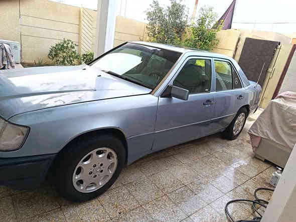 السلام عليكم للبيع مرسيدس دب حجم ٣٠٠ موديل ٩١ رقم انبار دولي مشروع وطني بأسمي محرك ٢٥٠٠ vvt
مكفوله من الظربه مصبوغه عام كير محرك مكفول
داخل نظيف جدا حداديه كهربائيات كلها شغاله قواعد دبلات بس جهة السائق بيه تصليح بصيط
العنوان واسط قضاء الزبيدية /السعر ٥٣ ***********/0700623557
