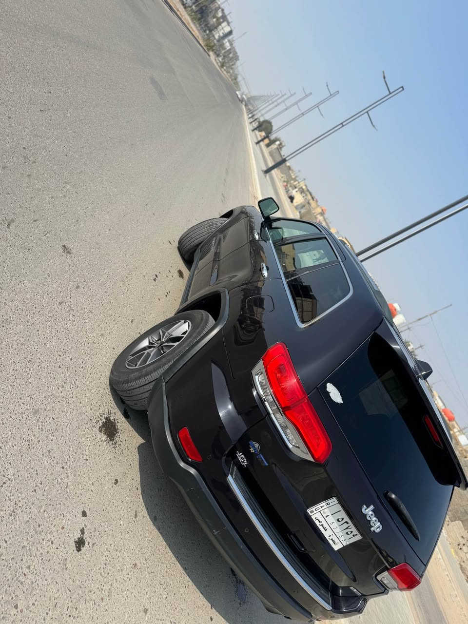 جيب 2019 لمتد فول مواصفات 
فتحه 
نقطه عمياء
شاشه كبيره
خزن ميموري
كشنات جلد 
كامره دواره
حساسات خلفيه 
إطفاء ذاتي 
وبقيه مواصفات الفول 

حادث دعاميه فقط صور الحادث منشوره
صبغ كلير من امريكا 4 قطع بدون حادث بدون فتح كفاله تكم داخليه وشاصي ولغد وايرباك 
السعر 200 و بيهه مجال قليل

***********
إذا تشوفه مغلق اتصل واتساب البصرة, العراق
