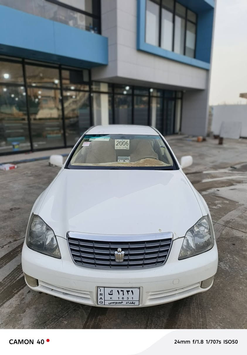 بەناوی خوای گەورە شاهینە 2006 بچووک بە گەورە ناوزەرد کامل جایز 
دوو دوگمە تەبرید و تەقەو ڕەقەو گێڕو مەکینە دەعم و لێدراو  سەقف و حیزام بەشەرت  سەقفی ماشەڵا شووشەیە 
سعری 47 گەڵاو مەجالێکی برایانە 
لەگەڵ ڕێزم سعر تاقی مەکەنەوە ئەگەر هەیە و لەوەیە هەرزان بچۆ بیکڕە خێرت بۆ بکات حورمەتم هەیە بۆتان  
0770 225 52 95 
شوێن .. سەیسایەق
