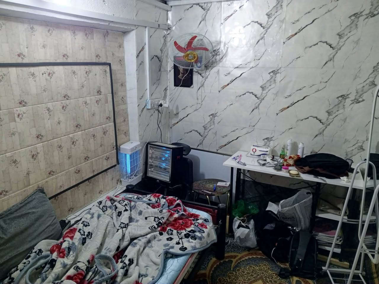 السلام عليكم
بيت للبيع زراعي المساحه ١٥٠ متر العنوان بالسده حي النصر كاع بيت سهر الشارع العريض مقابيل مولدة زياد / تفاصيل البيت يتكون من غرفتين + صاله + ستقبال + مطبخ + طارمه السعر المطلوب ( 37 ) مليون وبي مجال الاستفسار // *********** /***********
