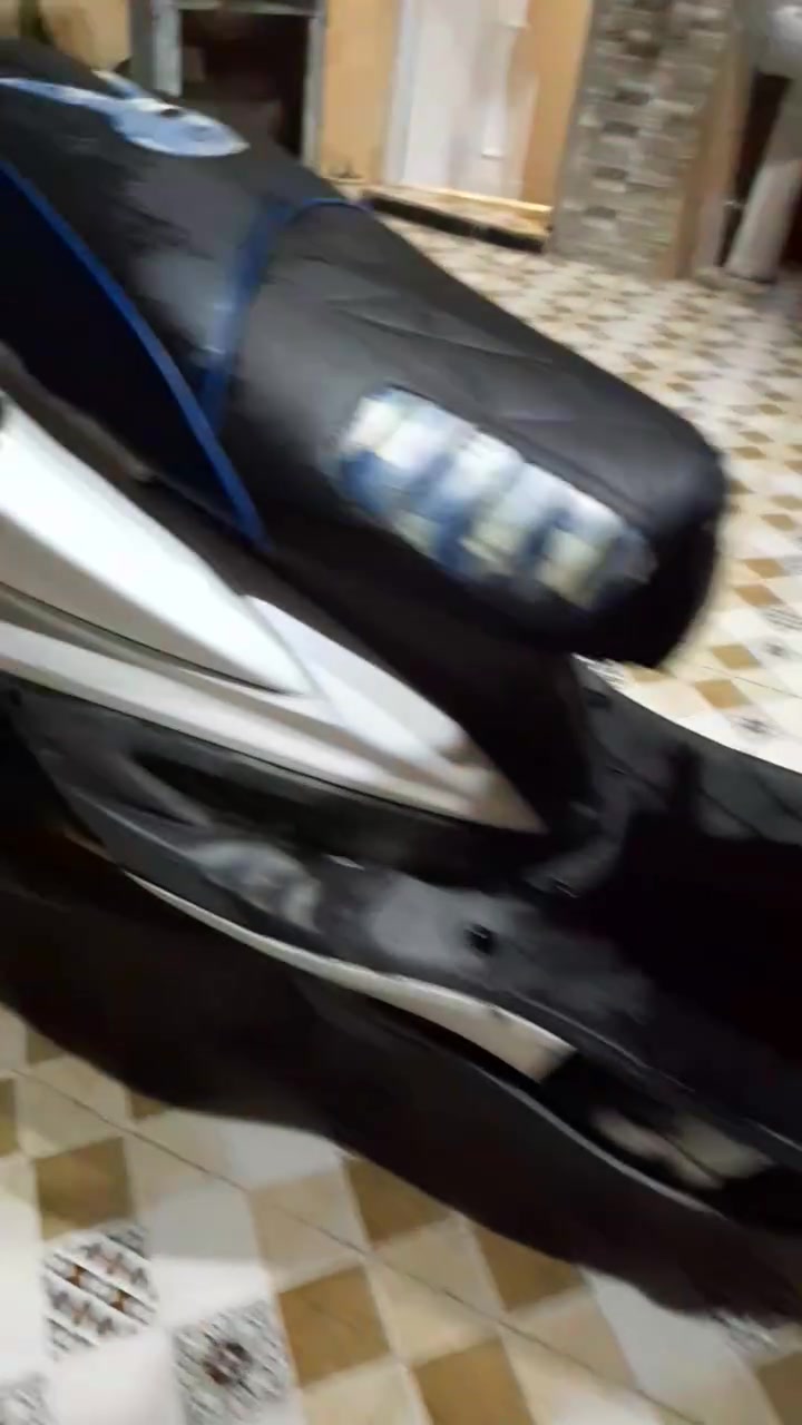 للبيع سكنس فحل كابريتر مكينة تخبل نقص فقط قبق هندر دراجة حلوة ورزنة كلجات خير من الله كهربائيات دبل اشارة يمنة يسرة رماش ودشبول كاملة للبيع ب350وبيهة مجال للشراي


**إذا كنت صاحب هذا الإعلان وتريد حذفه لأي سبب، رجاءا أرسل رسالة إلى الدعم الفني**