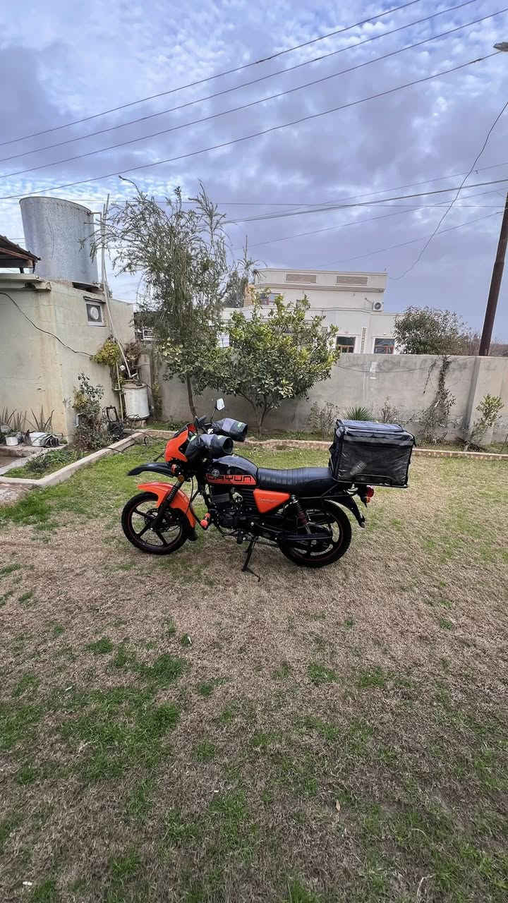 دايوان جبلي للبيع مثل ما موضح بل صوره نضافه فول رايده بمليون و400 وبي مجال والمو شراي لا يتعبني مكانه قضاء العلم رقم الهاتف ***********
