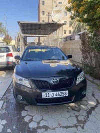 كامري ٢٠٠٧  مكانه بغداد مبدل بيه لغد السعر ٦٨ ورقه للاستفسار ٠٧٨٧٤٣٨٦٠...