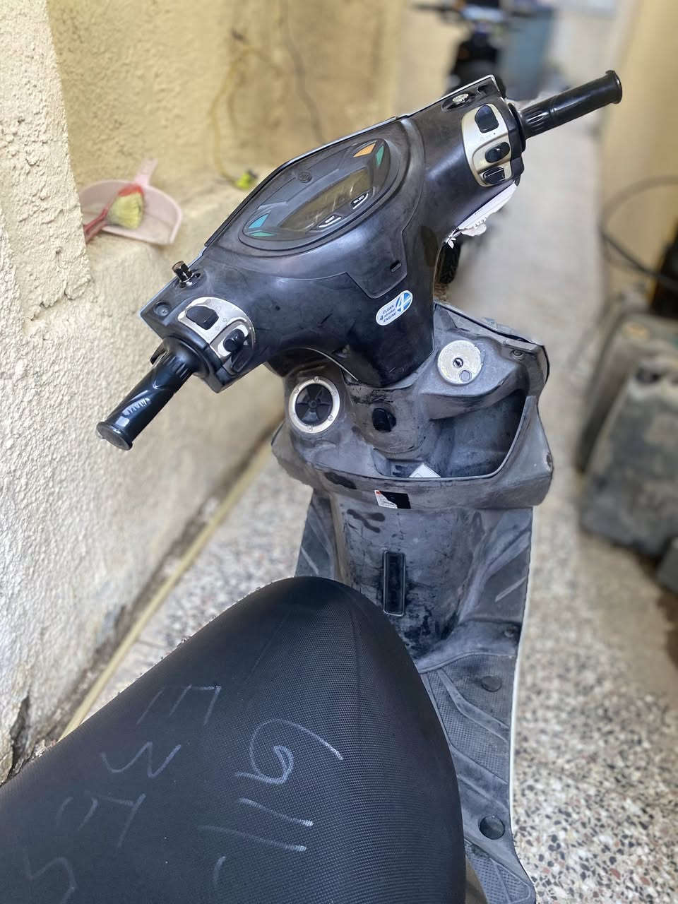 سلام عليكم مَن رخصت الدمن دراجه GTR للبيع شلعه ومعدل مكينه كفاله برغي ما مفتوح منه دراجه خير مَـטּ الله تاخذه وتدعيلي مكاني بغداد حي نصر ثانيه قرب جامع الامام المهدي(ع) سعره ب950 وبيه مجال لشراي تصال ***********
وتساب 
***********
