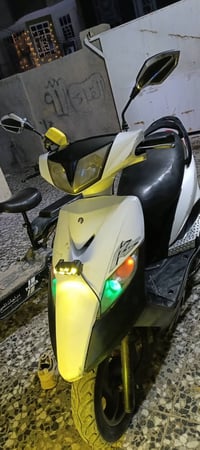 ماكس ثعلب • ماكس عدلة • ماكس منقولي