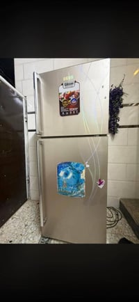 مرحبا عندي ثلاجة للبيع   بغداد مدينة الصدر   07726038596