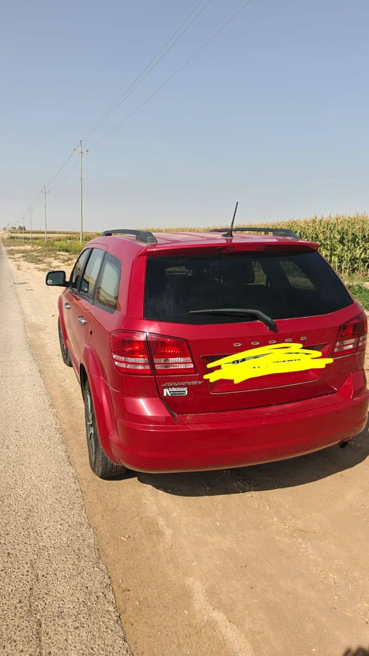 السلام عليكم ورحمة الله وبركاته..
دوج جورني se 2016  محرك اربعة سلندر للبيع رقم سلميانية السيارة بيها صبغ مكان بسيط في الجامرلغ الخلفي وسرقة البونيد في أمريكا وصور الضرر موجودة تكدر تشوفها السعر المطلوب 135 وبيها مجال للطيبين
للاستفسار الاتصال☎️☎️
  ‏‪0770 611 6644‬‏
