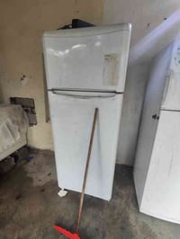 ٢ ثلاجات • ٢٢ قدم • كركوك عروبه