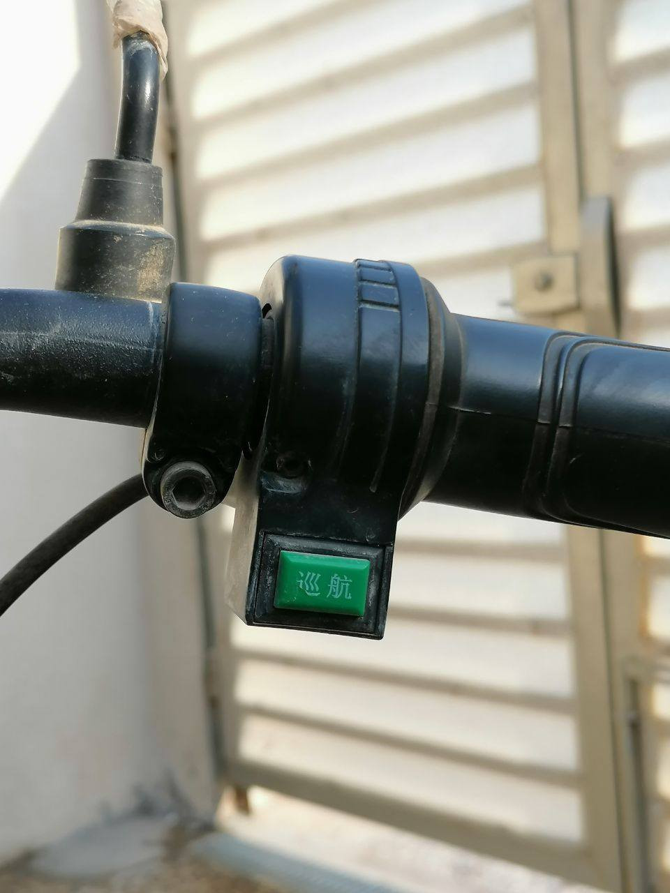 بسبب الوعود الكاذبة
من رخصة الادمن🫡 
دراجة شحن 2024🆕
المواصفات 🔥
حجم 16🆕
ستاند جانبي/ جك🆕
لايت زنون عدسة ثلجي☄️
اربع نمر 4 🆕
اشاير يمنة/يسرة⬅️➡️
لد نهاري نشرة 🆕
بيها عطل ما تمشي لان الباتريات ضعيفة 
للأستفسار أكثر على
 واتساب ***********
العنوان بغداد الدورة 
السعر 110
