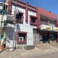 أبو خصيب حمدان • بناية • ٢٠٠م