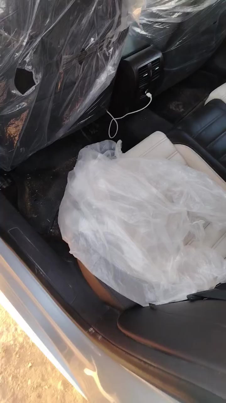 سلام عليكم عندي سياره فولكس واكن بسات موديل ٢٠١٥ محرك 6 سعره ١١٥


**إذا كنت صاحب هذا الإعلان وتريد حذفه لأي سبب، رجاءا أرسل رسالة إلى الدعم الفني**