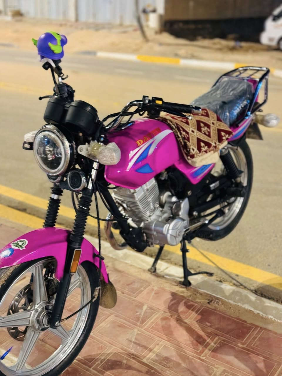 دايون عضم مديل 23 لون بنفسجي اصوليه مكفوله  مفتوح بس التفيلس دراجه حله شوفت عينك مكاني كربلاء يم محطت سما كربلاء
سعره 1450وبيه مجال  شراي يتصل *********** شعدك المراوس راسلني خاص
