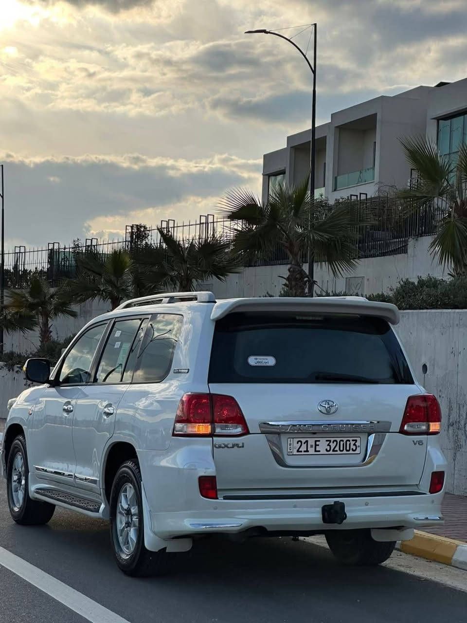 land cruiser 2011 GX_Ri  V6ستینی
بێ بۆیاغ تەنها بستێک ساردی هەیە
گێر و مەکینە نەکراوەتەوە  بەشەرت
سەنەوی نوێیە نرخی: $328
📍شوێن:سلێمانی.   ***********📞

لاند كروزر 2011 GX-R محرك V6 (ستاندر)
بدون صبغ، فقط يوجد جزء بسيط (رش خفيف)

القير والمكينة غير مفتوحة (بحالة جيدة وبشرط الفحص)
سنوية جديدة

💰 السعر: $328 دولار
📍 الموقع: السليمانية
📞 *********** أربيل, العراق
