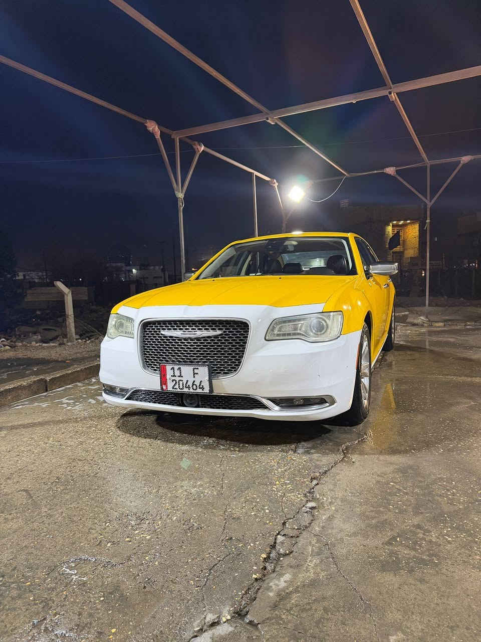 السلام عليكم للبيع 
الموديل 18 اصل بغداد انكليزي 
هيمي 5/700 جاهزه للخير كير مكينه حداديه تخم تاير نكسن   السياره فول موصفات بلاتينيوم عده الفتحه 
 السعر 205  بدون ايرباك 
***********
