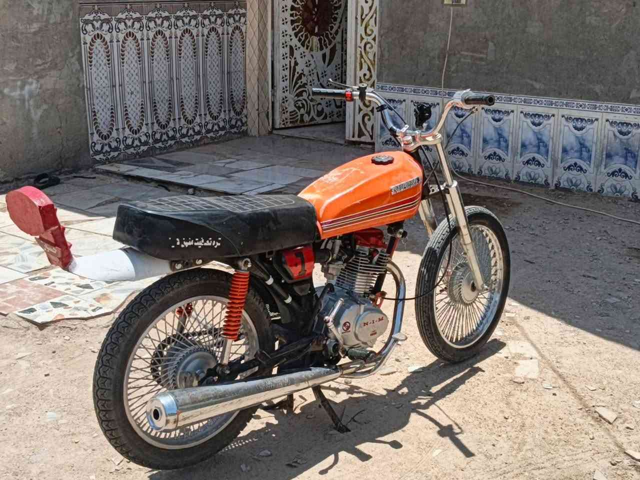 سلام عليكم دراجه نامه مديل 20 وراق اصولي مكاني الرفاعي  سعر 475وبيه مجال  الخاص مفتوح وهاذه رقمي *********** وبخدمة شراي

