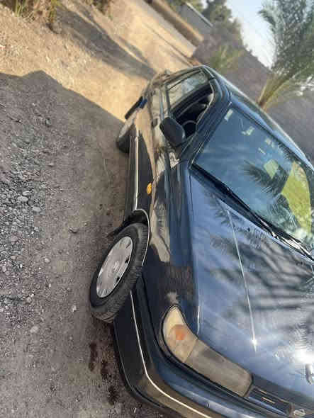 سني موديل 92 رقم بغداد كير محرك تايرات جدد صبغ جماليه فقط بدون ضربه وخياس جام كهربائي تبريد بلادي بس عايز كنبريسر  كهربائيات شغاله مسجل لايت عالي ناصي كله شغال  سعر 38 $$ورقه بيها مجال للستفسار ***********
