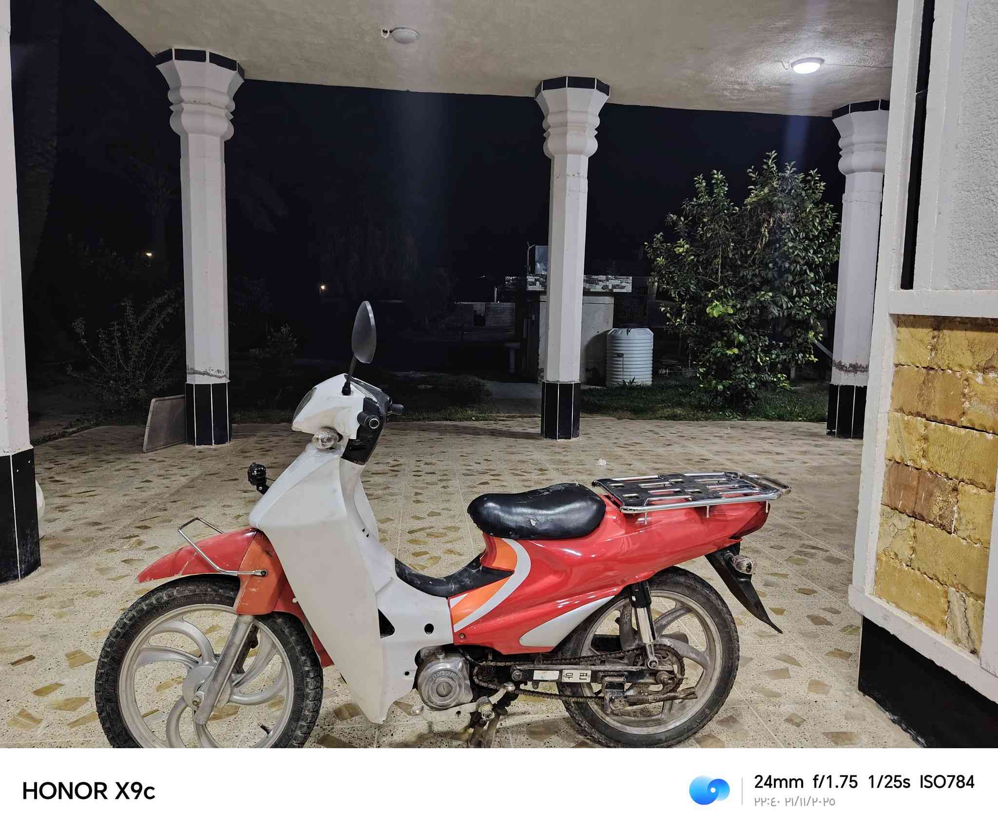 دراجه سرفيز البيع نضيفه كلش كهربائيات شغاله سلف شغال نكره والهندر ربع هندر يشتغل الموديل 2012 الاستفسار عل هاذه الرقم *********** والسعر 450
