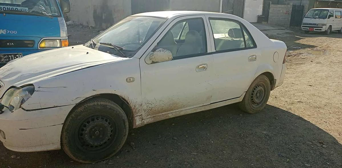 جیلی 2013
گیرمە کینە کرۆلا بیلادی
سنەوی پلاستیک رەقم ئە سلی  
*********** أربيل, العراق
