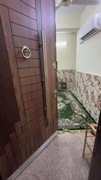 شقق مفروشه للايجار تقع في شارع فلسطين للعوائل المحترمه ( مستمسكات قانو...