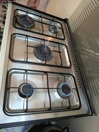 طباخ • شغال • جانب يمين مشروخ