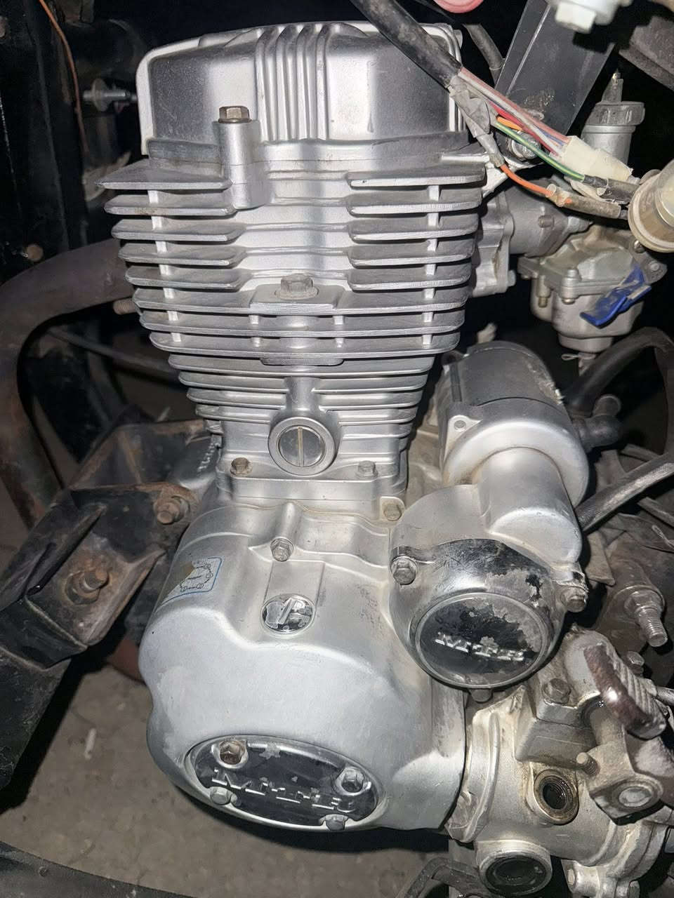 مكينه للبيع
سعر خاص***********
