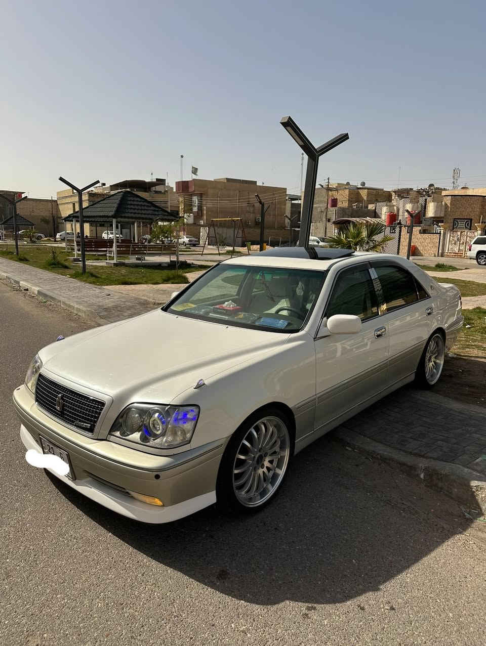 السلام عليكم جنون ٢٠٠٠ادوات كرستال اصل سيارة كفاله عامله من الدعامية الدعامية كفاله إنتربول وسرقه وعشائر وسنويه وأرقام متومه جاهزه سياره ٣ لكم بردة خلفيه مكينه دي فور الجبير كير خارطه المرغوب مرايات شفط تخم تاير وويل كب جدد بلجيس لإيتات عيون سحرية وسوار لد  وزنون سياره ماشيه ٨٥الف حقيقي بعده بريحة الشركة
تبريد حداده جاهزه للأخير مابيه نقص برغي السياره حاويه دخول جديد احلى من الصور اي نقص أنا أتحمل مسؤولية
العنوان البصره القبلة 
***********
السعر68
