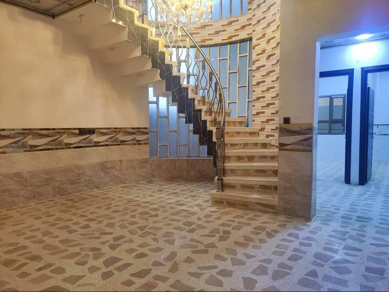 عروض مكتب اشراقة المسار
🏡دار للبيع 🏡
الموقع 🌎:-ملايين الثانيه قرب جامع اهل القراءن📍
المساحه :-230م📐
الواجه. :-12م📏
التفاصيل :-
الطابق الاول :-غرفتين نوم✅+استقبال✅+هول✅
مطبخ ✅صحيات ✅
الطابق الثاني :-
غرفتين نوم ✅هول✅صحيات ✅
للاستفسار اكثر :-
***********☎️
***********☎️
