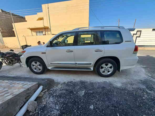 الندكروز ٢٠٠٩ رقم اربيل بيه صبغ باب خلف صدر اثر شخط القماره جارده شي قليل***********  275$ المقدادية
