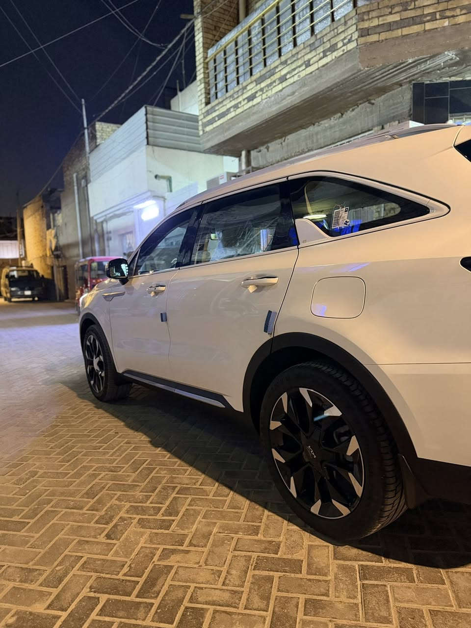 السلام عليكم سورنتو موديل 2025 جديدة جداً
ماشية 11 الف قابل لزيادة سيارة بيهة رصعة بسيطة بل جاملغ الامام غيرهة مكفولة من شخط والرصعة سيارة فول مواصفات 6 اسلندر 7 راكب 3 قطع تبريد 
السعر 335$ بيهة مجال بسيط
لستفسار ‭0770 085 9334‬
بغداد مدينة الصدر
