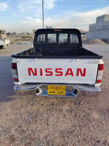 نيسان شبوط 2009
رقمها شمالي ضررها حالوب فقط البونيد
سعرها 120  وبيها مجال بسيط مكان السياره جلولاء 
تواصل فقط على الرقم خاص مامتواجد 
***********
