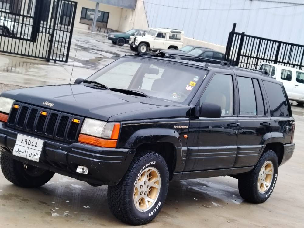 تاقانەکەی خۆمان جيب موديل ١٩٩٦
توماتيك دەبل ئەکسل
 سەیارەکه فول مواسەفاتە
کوشین جلدو هیتەرو کوشین کارەباییە
تەعدیل سورعەو سوکان ڤۆلیۆمە
گێڕ و مەكينه و دەبل ئەكسل بەشەرت
کارەبایی هەمووگیانی بەشەرته 
٤ تايه و ويلى تازەیەی بۆبەستراوە
 مالى دوسته لۆک لۆکە
ناوو داخیلی زۆر جوانە
 بو ياغى نيه هيجى  پيوه نيه
***********ڤایبەر وەتس ئەپ
***********لەشاری کۆیەم
65وەرەقەو مەجالێکی کەم كويسينجاك, أربيل
