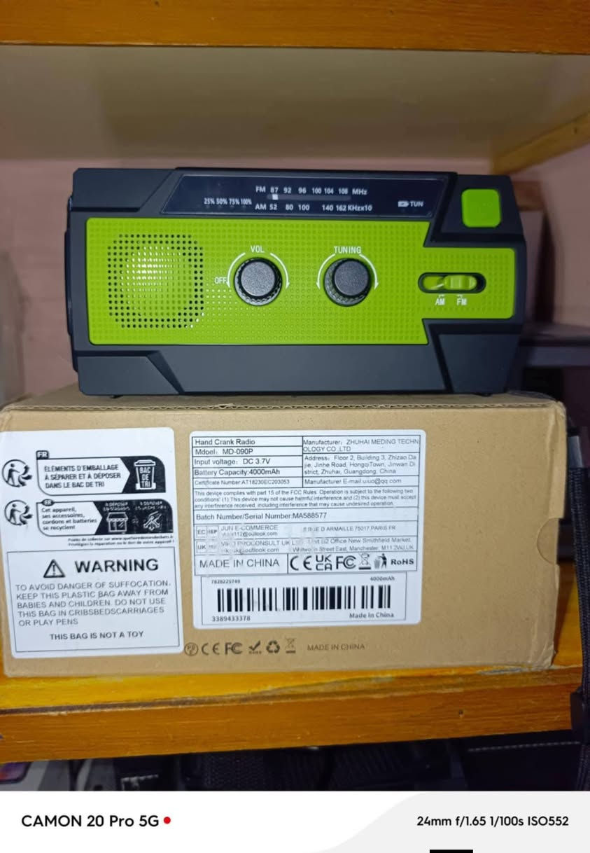 راديو استيراد أوربي خاص
موجتين AM FM
لايت عدد ٢ قوي جدا
شحن بطاريه ليثيوم قابل للشحن
منفذ شحن مايكرو USB
وايضا يشحن على طاقه شمسيه
ايضا يشحن هندر ميكانيكي يدوي للشحن
صوت إنذار
اي استفسار بعد تعليق يوصلك السعر وبالخدمة 🌹


**إذا كنت صاحب هذا الإعلان وتريد حذفه لأي سبب، رجاءا أرسل رسالة إلى الدعم الفني**