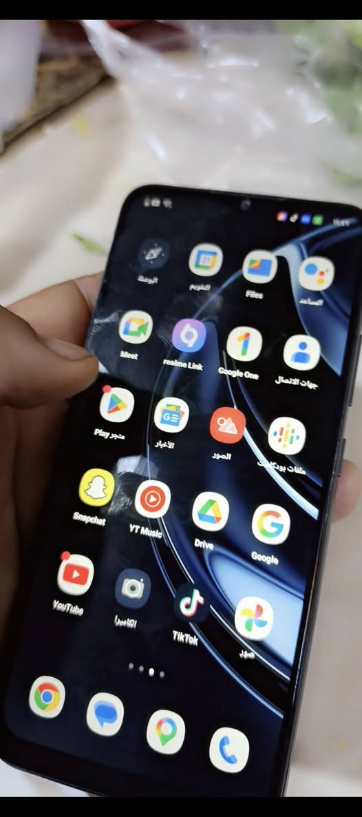 سلام عليكم جهاز نوع Realme
c25 ذكره 64 بطاريه 6000ملي امبير كامره 48 مكه بكسل 
جهاز غني عن التعريف نضيف مثل ماموضح بالصور 
رايده 80قفله 75 قفل من للاخير مابي اي مجال نهايته 75 
مكاني البصره شط العرب شراي يتصل عل هل رقم متوفر واتساب ***********
بيع او مراوس حسب الرغبه
