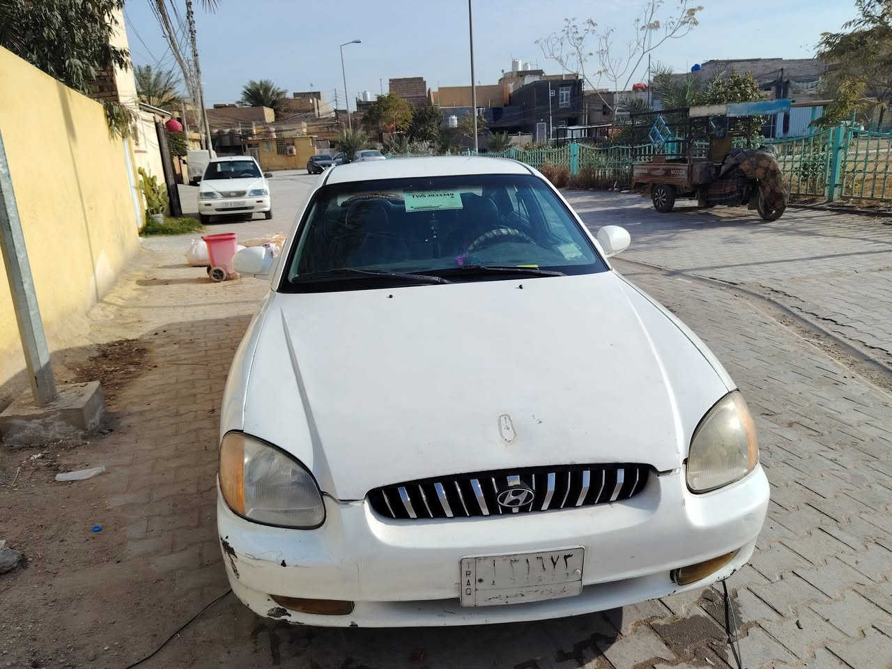 سياره سوناتا موديل 2000 مصبوغه عام سعره 45 وبيه مجال العنوان حي العسكري الحر 
***********
