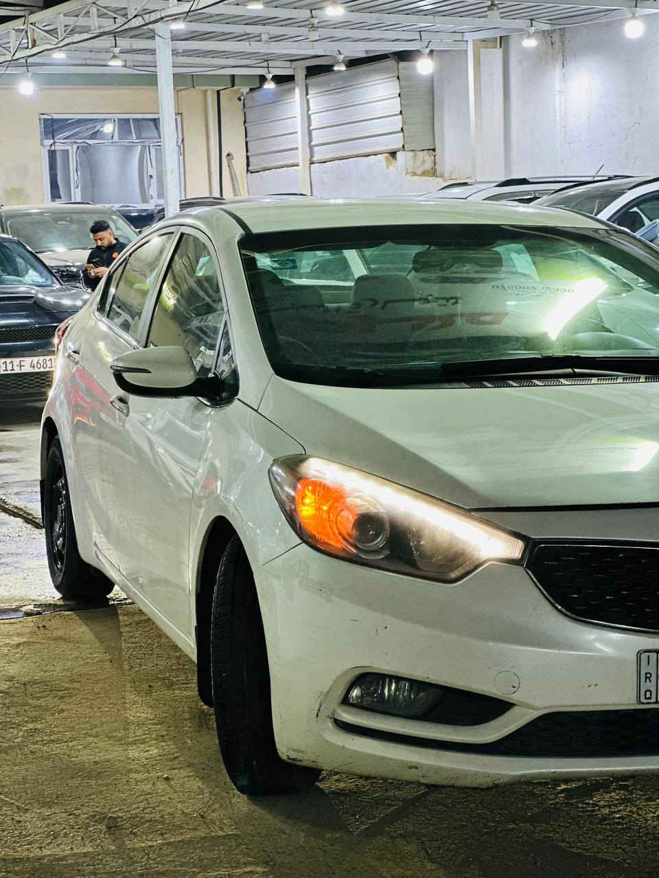 سلام عليكم بيع ومراوس حسب لقناعه 
سيرتو موديل 2016 ورده امريكي كفاله عامه من صبق وتبديل محرك 2000 جي تي اي مكاني بغداد الوسفيه ناحيه الرشيد الستفسار ***********ابو مير. السعر 108
