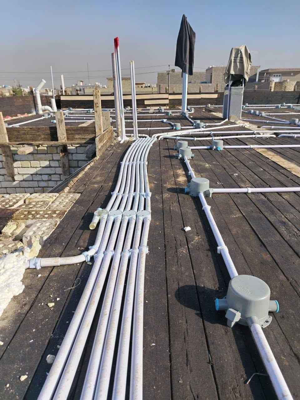 نحن شركة تأسيس كهربائيات المنزل - خدماتنا تضمن راحتك وسلامتك!"

"هل تبحث عن خدمات تأسيس كهربائيات المنزل ذات الجودة العالية؟ لا داعي للمزيد من البحث! نحن شركة متخصصة في تقديم خدمات تأسيس كهربائيات المنزل بأعلى مستويات الجودة والاحترافية.

مهما كانت احتياجاتك الكهربائية، فإن فريقنا المؤهل والمتخصص يمتلك الخبرة والمعرفة اللازمة لتنفيذ جميع أعمال التأسيس الكهربائي بكفاءة وأمان. نحن نقدم خدماتنا للمنازل السكنية والشقق  والمباني التجارية.

ما يميزنا:
- فريق عمل محترف ومدرب على أعلى مستوى من الكفاءة 
- استخدام أحدث التقنيات والأدوات في عمليات التأسيس الكهربائي 
- الالتزام بالجودة والمواعيد المحددة 
- تقديم خدمة عملاء ممتازة ودعم فني مستمر

اتصل بنا الآن للحصول على استشارة مجانية وتقديم عرض سعر مخصص لاحتياجاتك الكهربائية. نحن هنا لنلبي احتياجاتك ونضمن رضاك التام.

للمزيد من المعلومات وللاطلاع على أعمالنا السابقة، يرجى  التواصل معنا عبر الهاتف 
  *********** 

--
