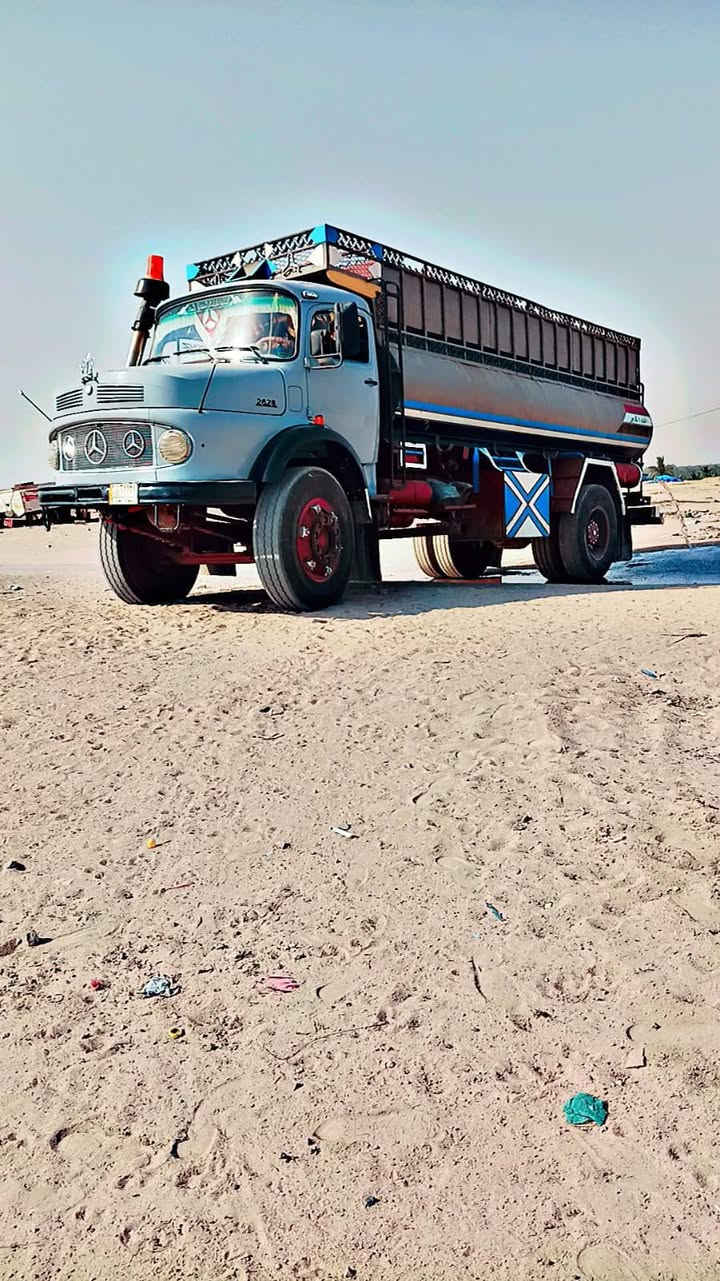 اقجم للبيع مديل ٨٣ محرك سوبر على سحك كير برميل ١٣٠ رقم واسط انكليزي بسمي عنون النجف ***********
