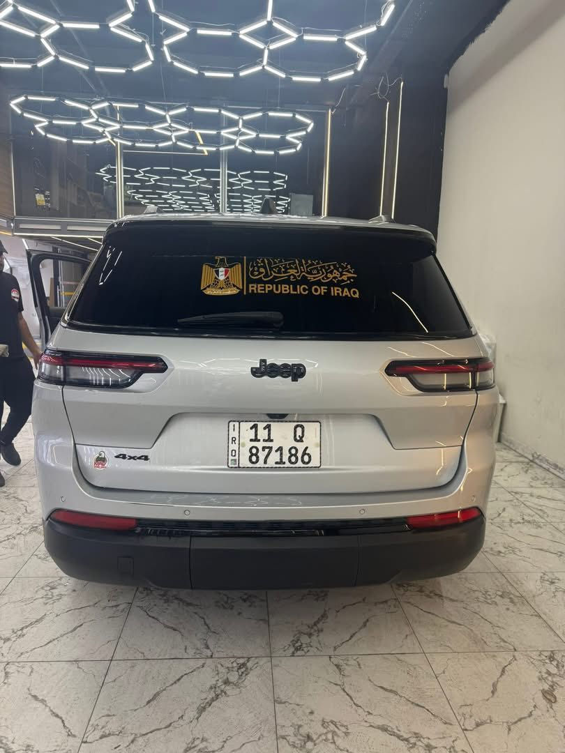 سلام عليكم للبيع جيب موديل 2021
سياره موصفات للمتدد فول موصفات
ماشيه 40km
سياره وارد امريكي 
حادثه سياره سرقه القطع الخارجيه
ومرجعيه نفسه الغراض اليبل واحد سياره
عنوان سياره بغداد العامريه 
سعر 30 يعني 3 شدات وبيه مجال 
رقم ***********
