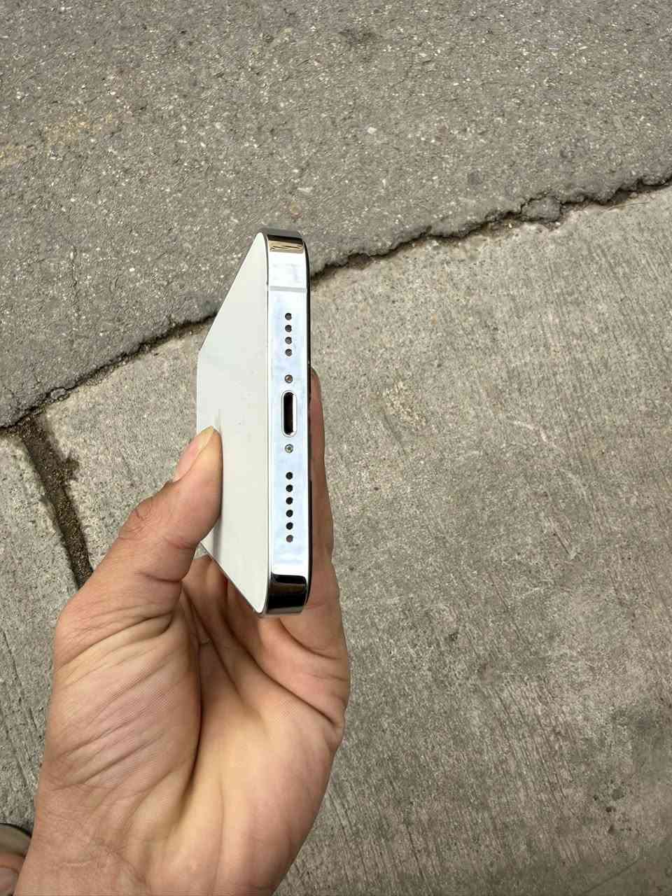 ايفون  14bro max جهاز ممبدل بي اي شي نضيف زلغ مابي جهاز اوربي شرق اوسط   بطاريه 80 ‎%‎         لحد يكسر بسعره رجائاً جهاز نضيف متوازي على بيعته محتاج فلوس ب750قفل    
اتصل *********** عبد
او مراسله لصفحه
