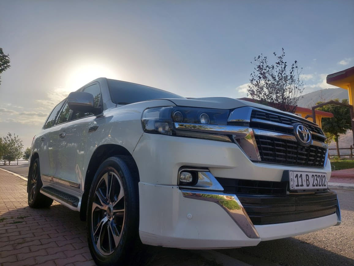 سلام عليكم اخوان لاندكروز ٢٠١٣ محدثه ٢٠٢١ السيارة بسمي مصبوغه صبغ عام مكفول من الشاصي ومن الحداديه ومن المحرك السيارة بريميه وخير من الله السيارة السعر بلاش بلاش 
(٢٦٠ورقه ) مكان كربلا *********** ( ***********)
