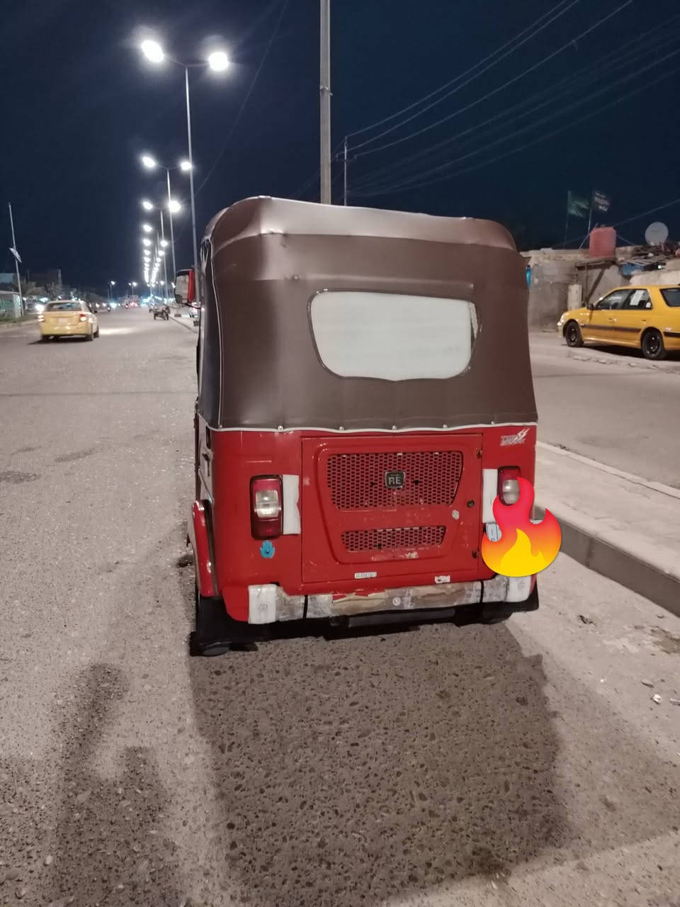 سلام عليك
تكتك للبيع موديل 22/8 رقم وسنويه كفاله كشره ومكينه
تكتك مال جناي

رقم الهاتف /  ***********

بياع شراي لا تدخل
