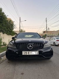 مارسدسc300 موديل 2010  كير محرك صدر تبريد تخم تاير كله كفاله. صبغ موضح...