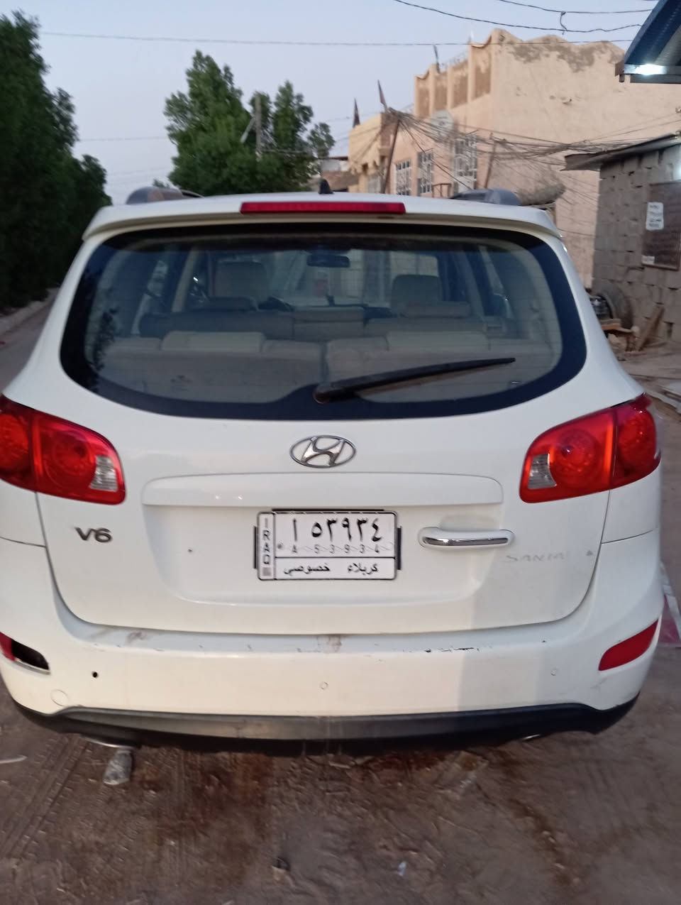 السلام عليكم سياره سنتافي 2010اللبيع متجايه جهه اليمنه رقم  انكليزي جديد بسمي تحويل ثاني السياره موجوده بكربلاء اخوان المو شراي رجان لايتصل واليحب هاذا رقمي ***********
