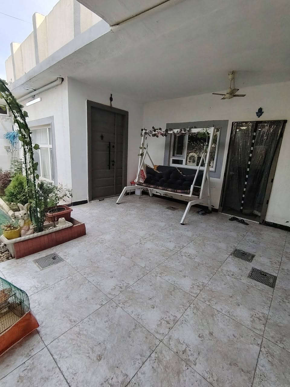 أعلان 1375
مكتب النسور 
يوجد لدينا دار للبيع طابو بأسم شخص واحد 
المساحة 200طابقين
الموقع القادسيه قرب جسر ليلان السعر170
الاستفسار مراجعة مكتب النسور حولي حي العسكري قرب قاعة بسطملي والفرع الثاني سايدين كوباني ***********
