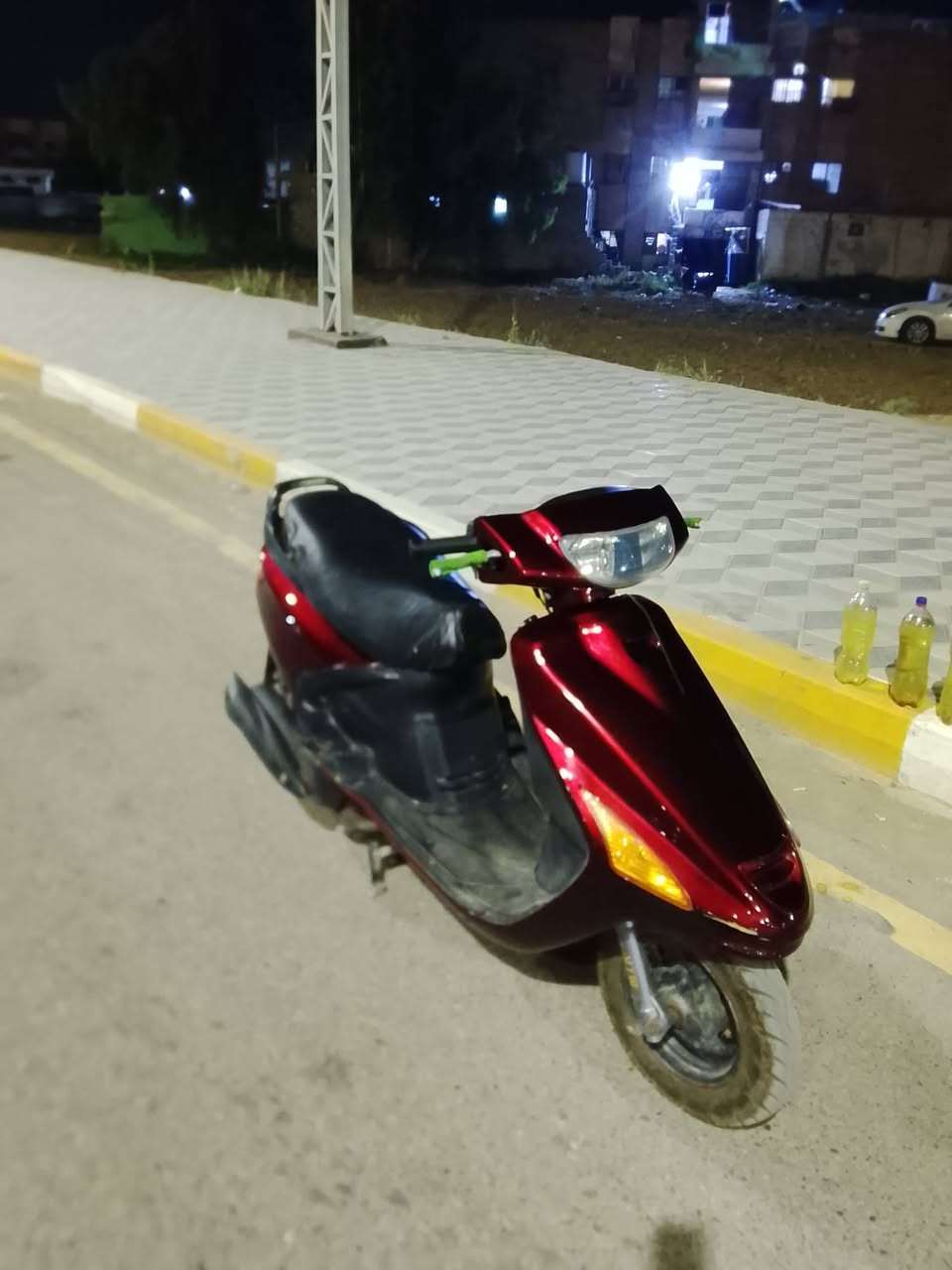 سلام عليكم دراجه فراشه فورتي البيع فول نضافه تخم تاير جديد دبلت جديد  دراجه خير من الله مكاني بعقوبة التحرير سعر 325تصل على رقم ***********
