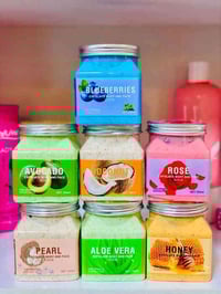 #مقشر #للوجه #والجسم بخلاصة جوز الهند  يحتوي على مستخلصات طبيعية لتقشي...