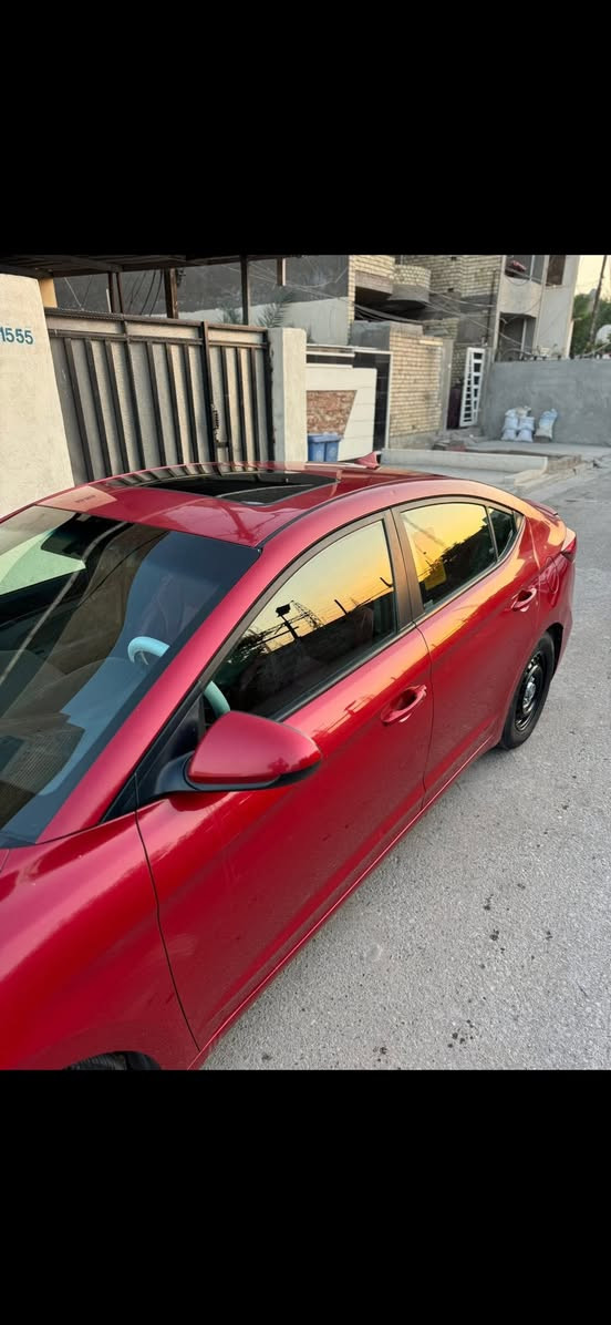 سلام عليكم شباب النترا 2018
سيارة فول مواصفات فتحة بصمة 
حساسات سيارة رقمة بغداد بسمي مكينه 2000 دوش 
حادثها بس بمريكا بدون دواخل بدون لغود بدون شواصي فقط الشاصي مال جاملغ الخلفي مواصفاتها معروفة تبريد شغال صدر خير من الله سيارة مابيها كل نقص مكاني بغداد   125 وبيها مجال 
***********
